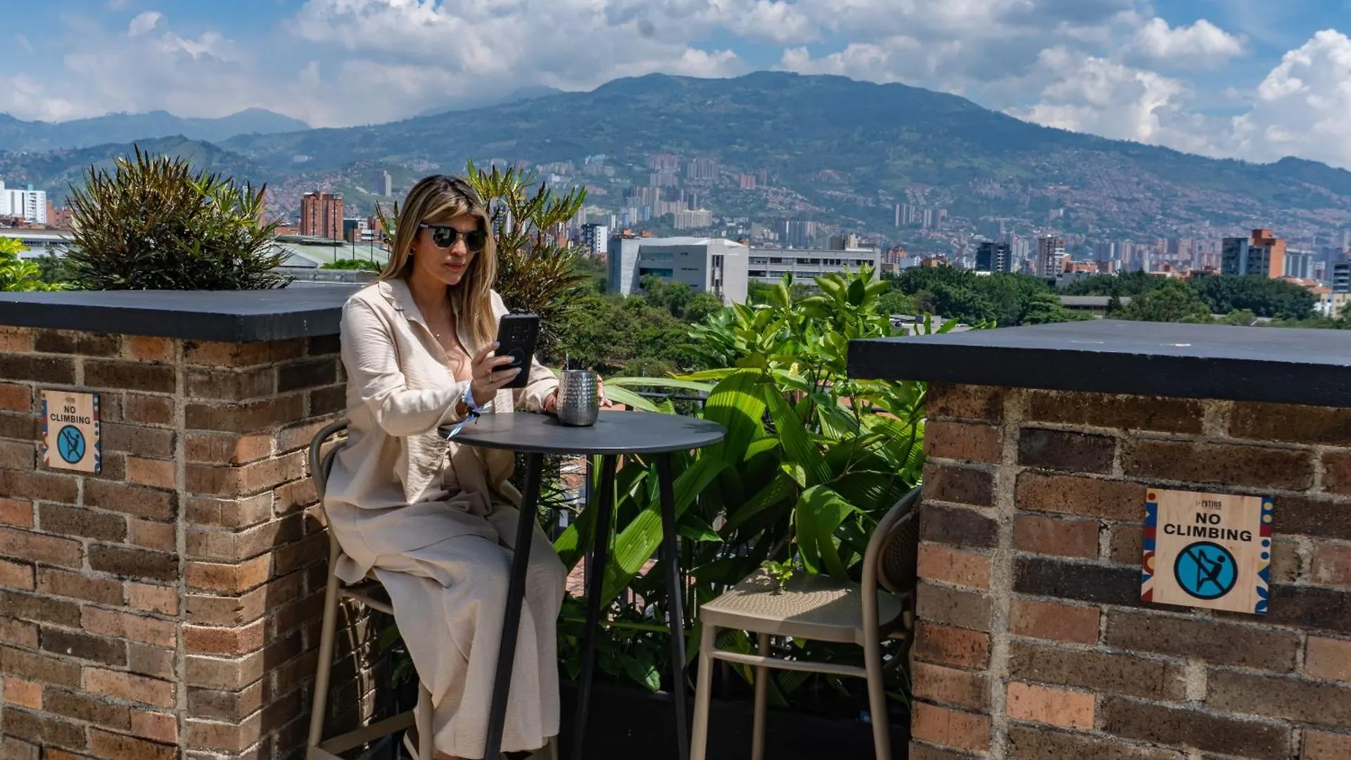 Los Patios Cool Living Medellín Colombia
