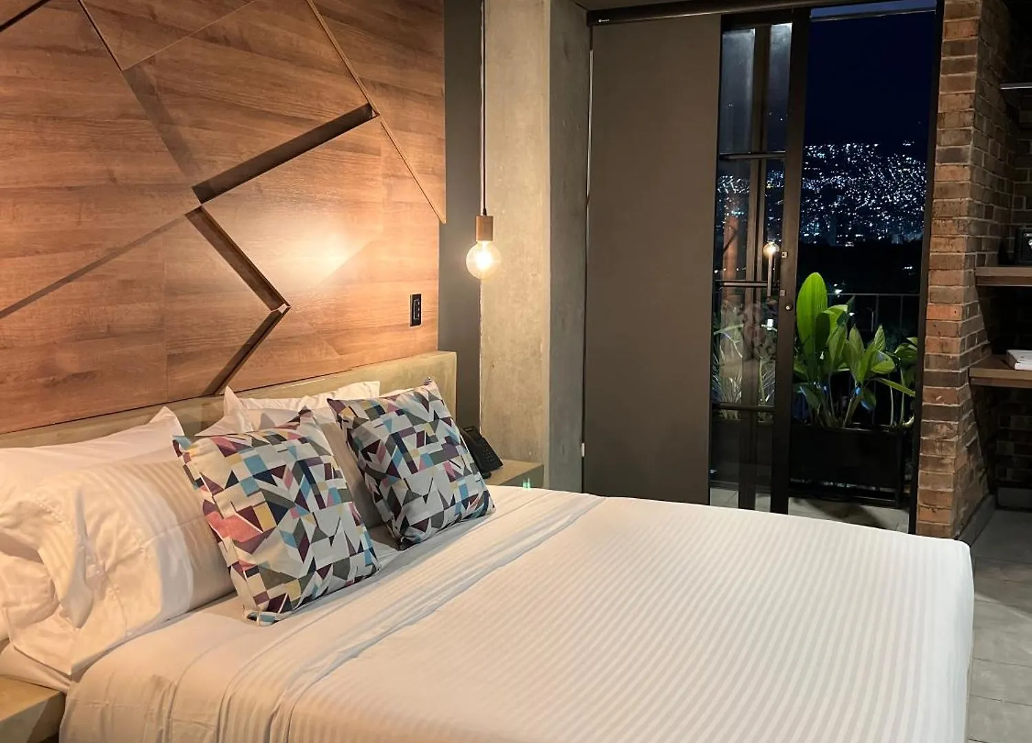 Hotel Los Patios Cool Living Medellin